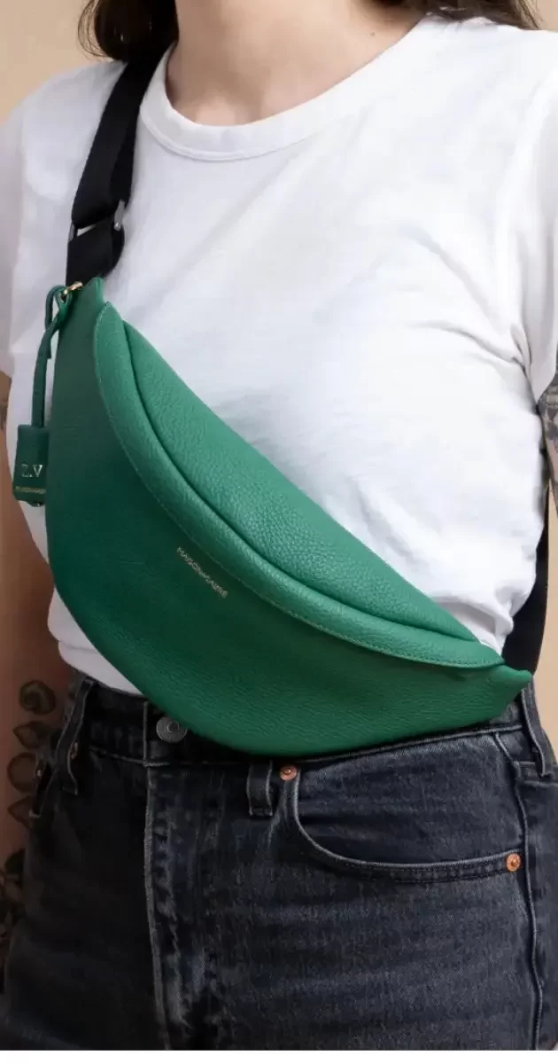 Style a waist bag 